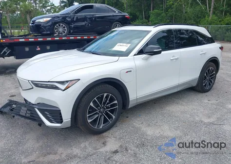 2024 Acura Zdx A-Spec из США, поврежденный, VIN 4W5KHNRL5RZ504373